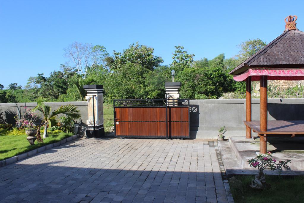 Ady Homestay Uluwatu Buitenkant foto