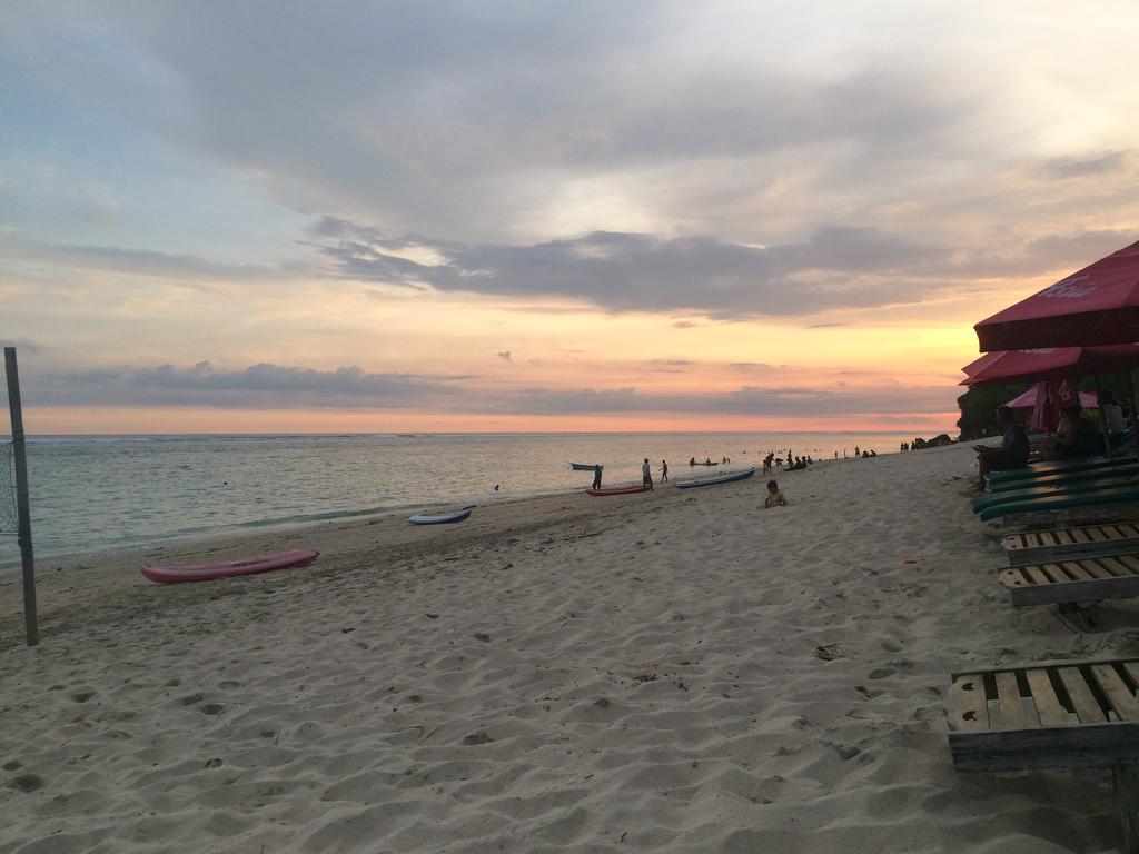 Ady Homestay Uluwatu Buitenkant foto